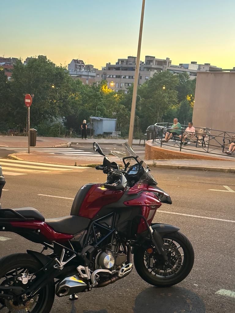 Moto Benelli TRK 502, 2020