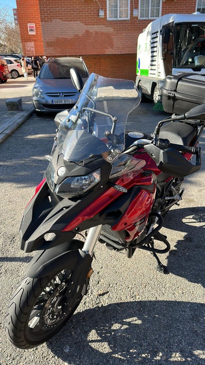 Moto Benelli TRK 502, 2020