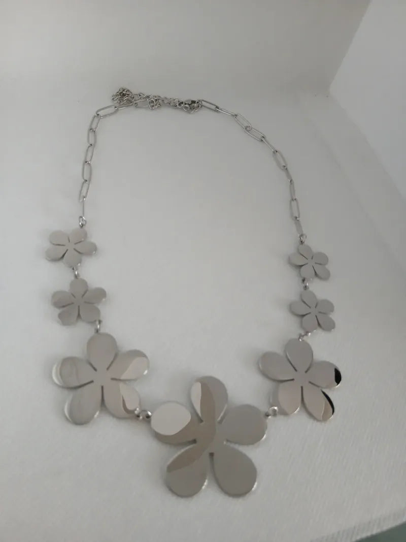 Collar Acero Plata Flor