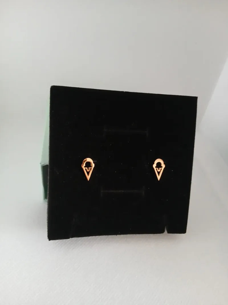 Aretes Cono Acero Dorado
