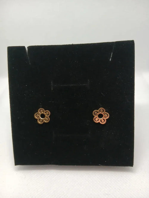Aretes Flor Acero Dorado