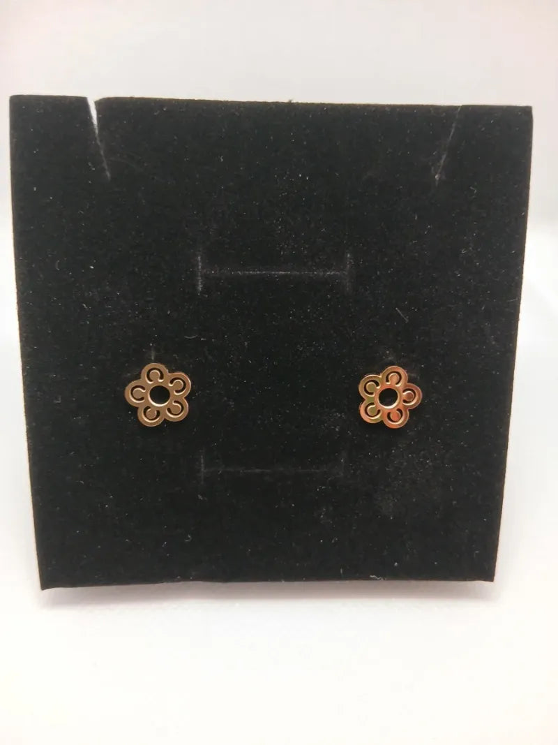 Aretes Flor Acero Dorado