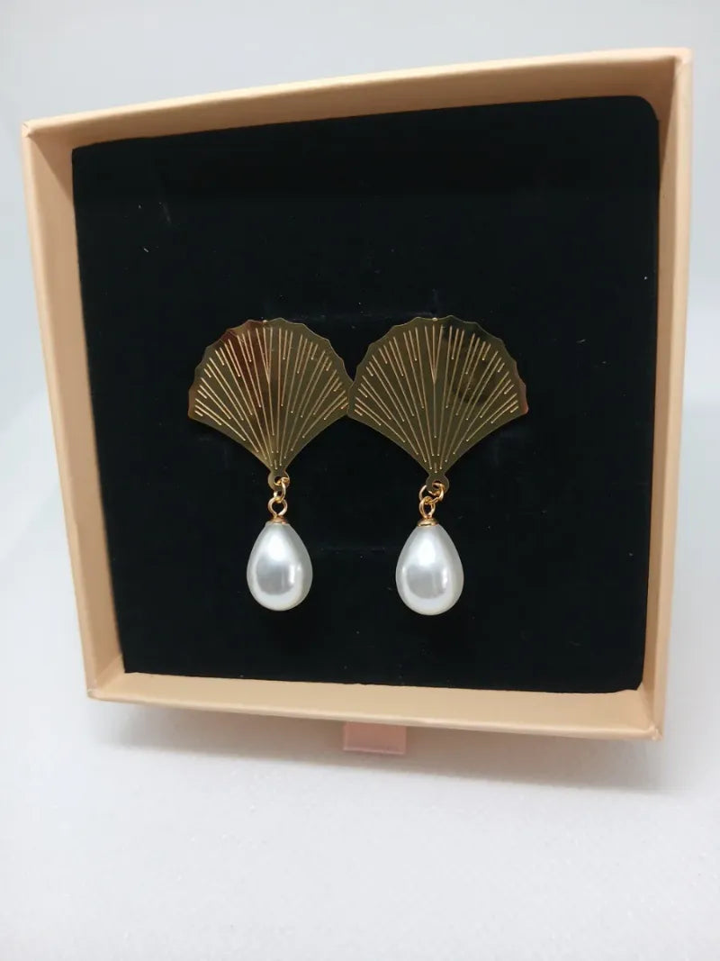 Aretes Acero Dorado Perla Lágrima