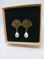 Aretes Acero Dorado Perla Lágrima