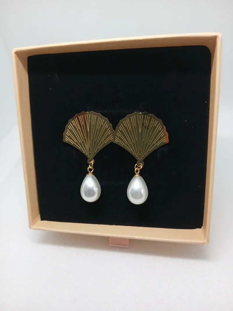Aretes Acero Dorado Perla Lágrima