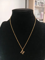 Cadena Corta Acero Dorado Letra Alfabeto