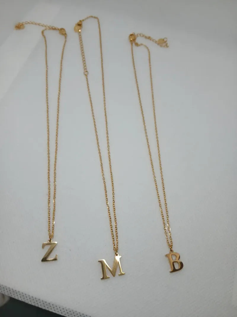 Cadena Corta Acero Dorado Letra Alfabeto