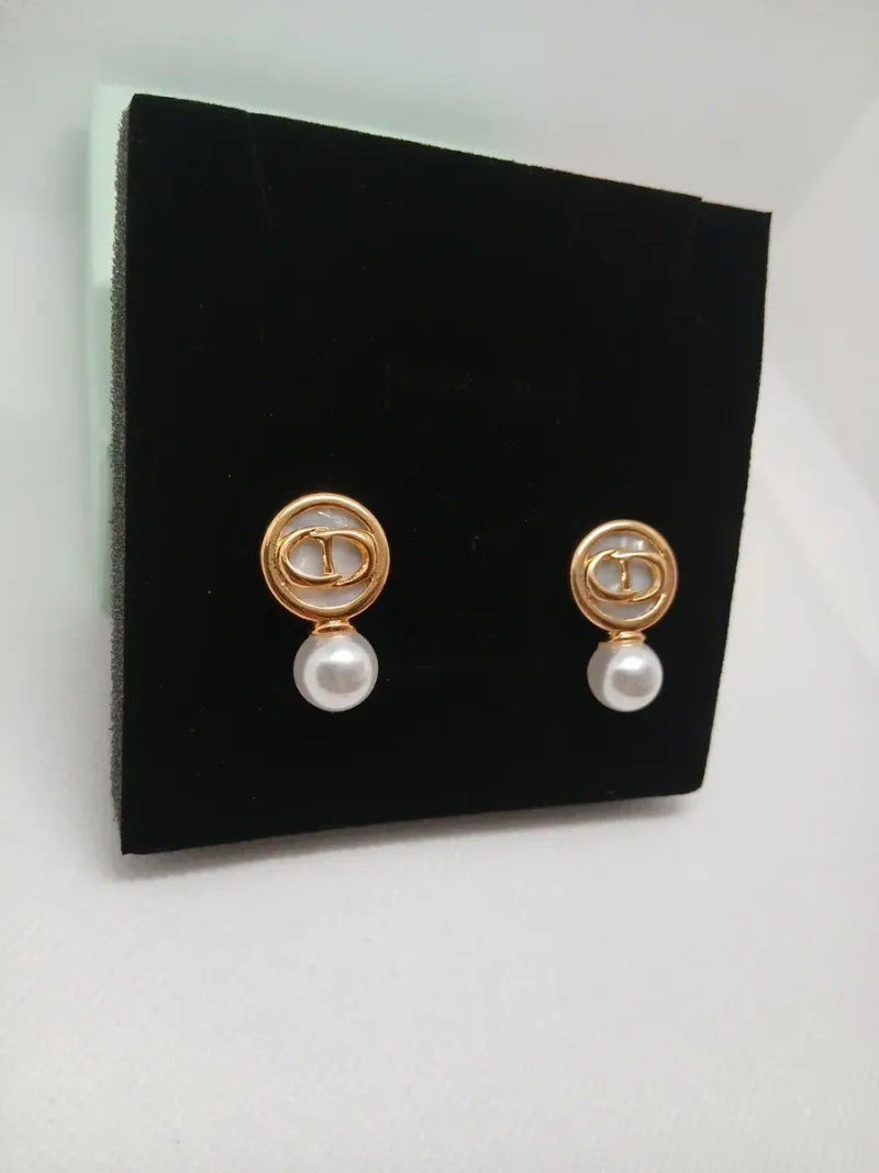 Aretes Elegantes Acero Dorado Perla