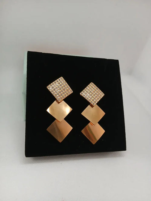Aretes Largos Acero Dorado con Piedras
