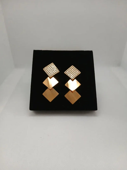 Aretes Largos Acero Dorado con Piedras