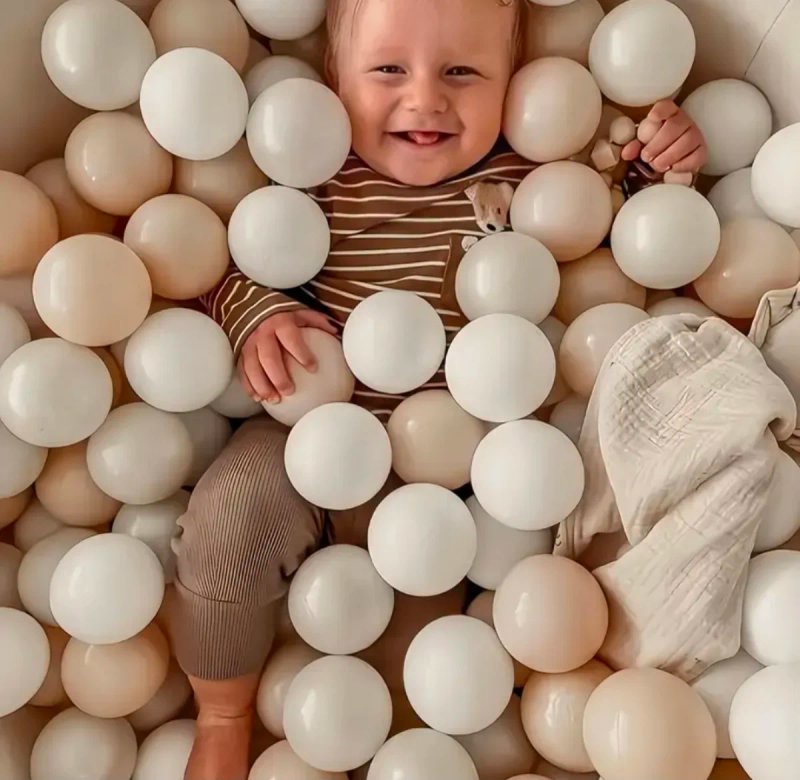 BOLAS para piscina infantil color Mocca. Hermosas