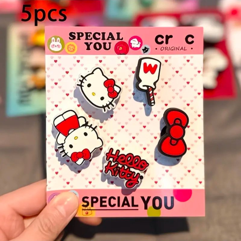 4 Charms Decorativos Hello Kitty para zapatos
