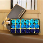 Caja de Regalo de  18 Hermosas Rosas Artificiales